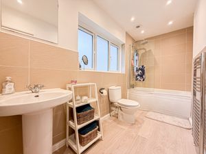 Photo 21- click for photo gallery